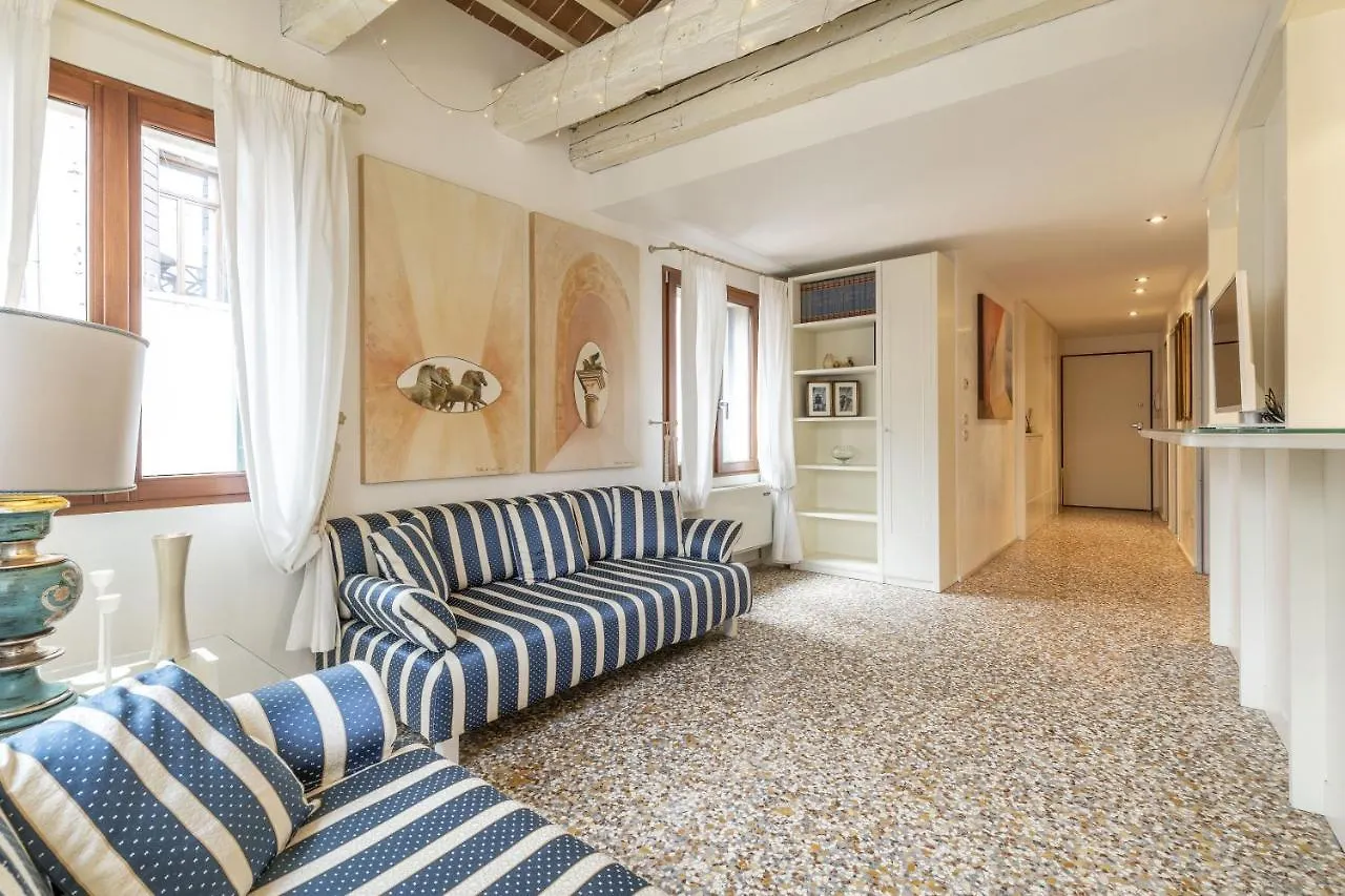 Friari Suite-Luxury Apt. Close To Rialto Bridge Venice Apartment